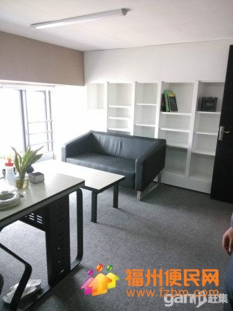 豪裝5A級純寫字樓出租，拎包辦公，鋼木家具配套